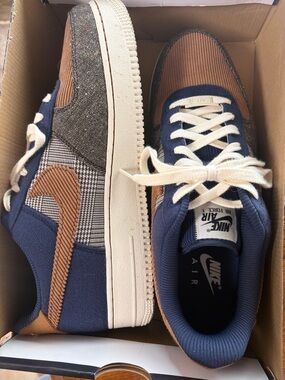 Nike Men's Low-Top Sneakers in Navy, Brown, Cream Air Force 1